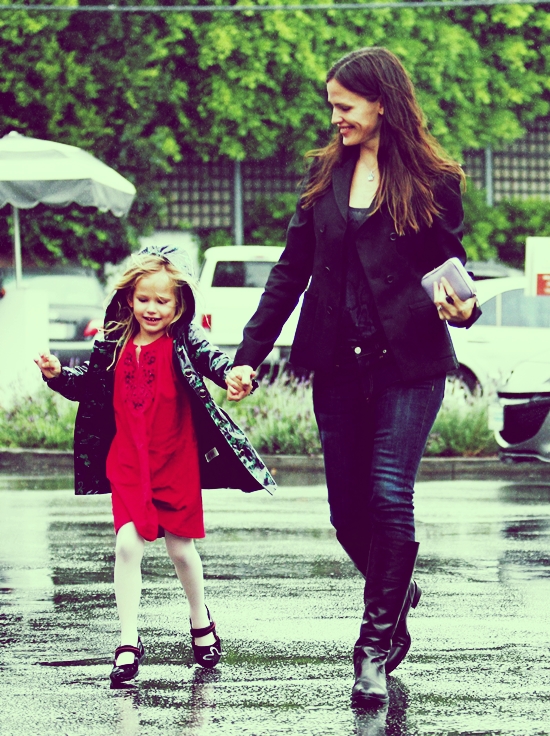 Violet Affleck