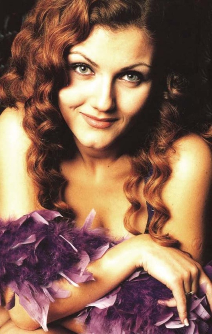 Tuğba Önal Tuğba Önal