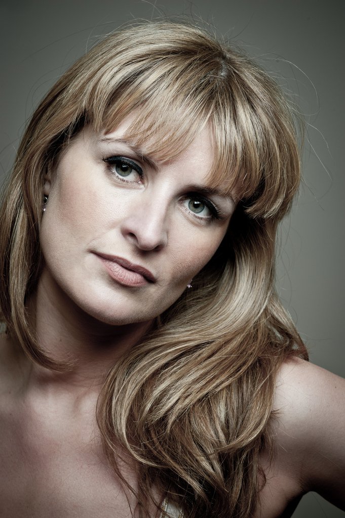 Lesley Harcourt Lesley Harcourt