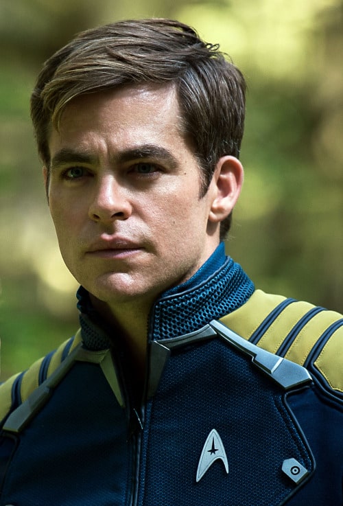 James T. Kirk (Chris Pine)