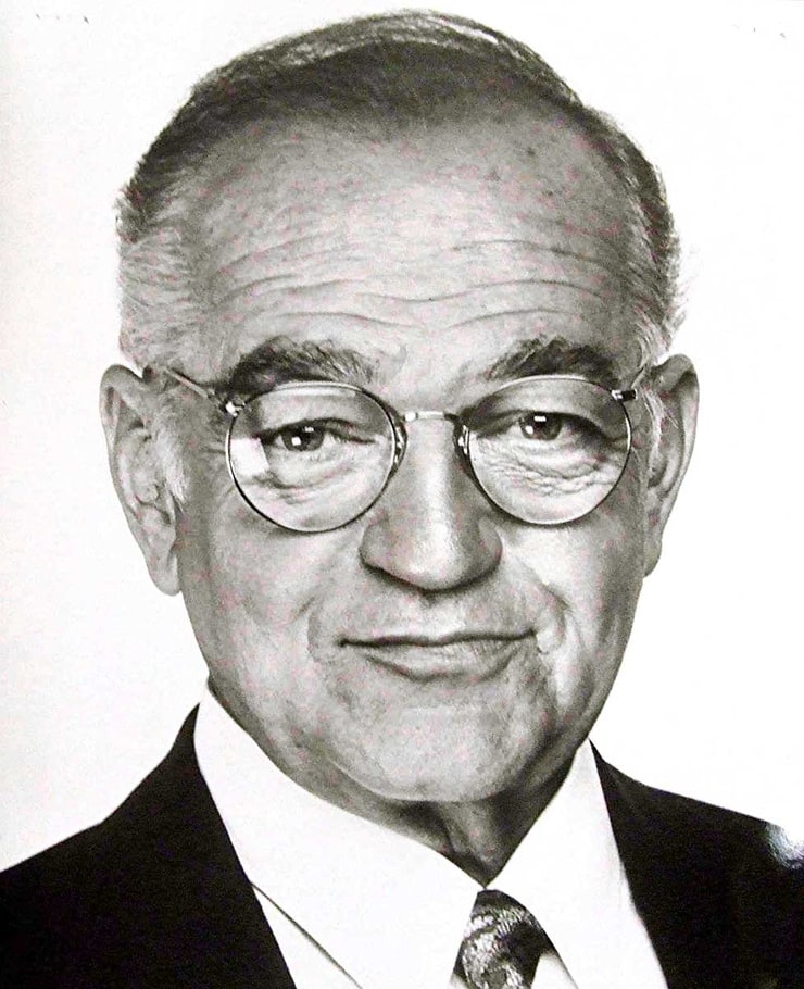 Richard Dysart