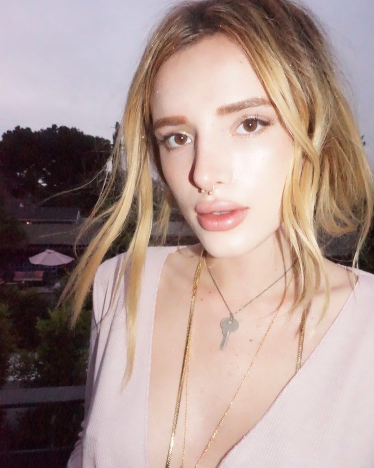 Bella Thorne Bella Thorne