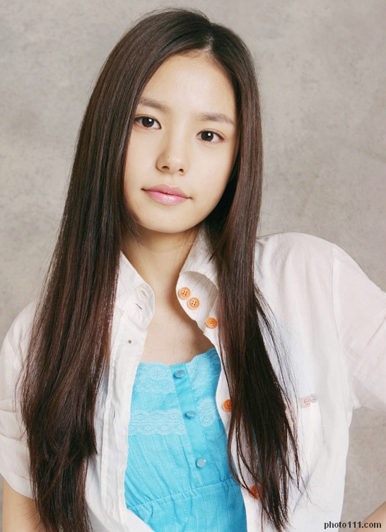 Image of Hyo-rin Min