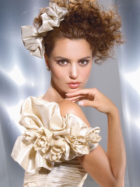 Catrinel Menghia Catrinel Menghia