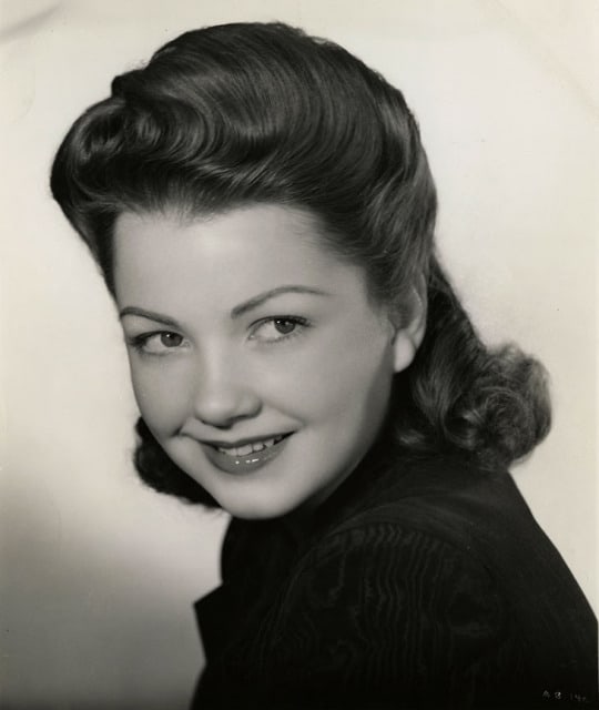 Anne Baxter