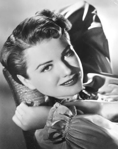 Anne Baxter