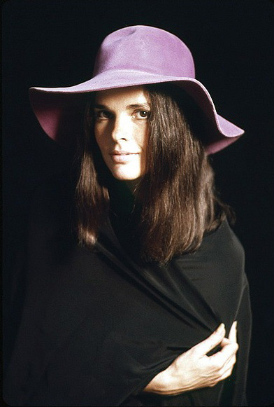 Ali MacGraw