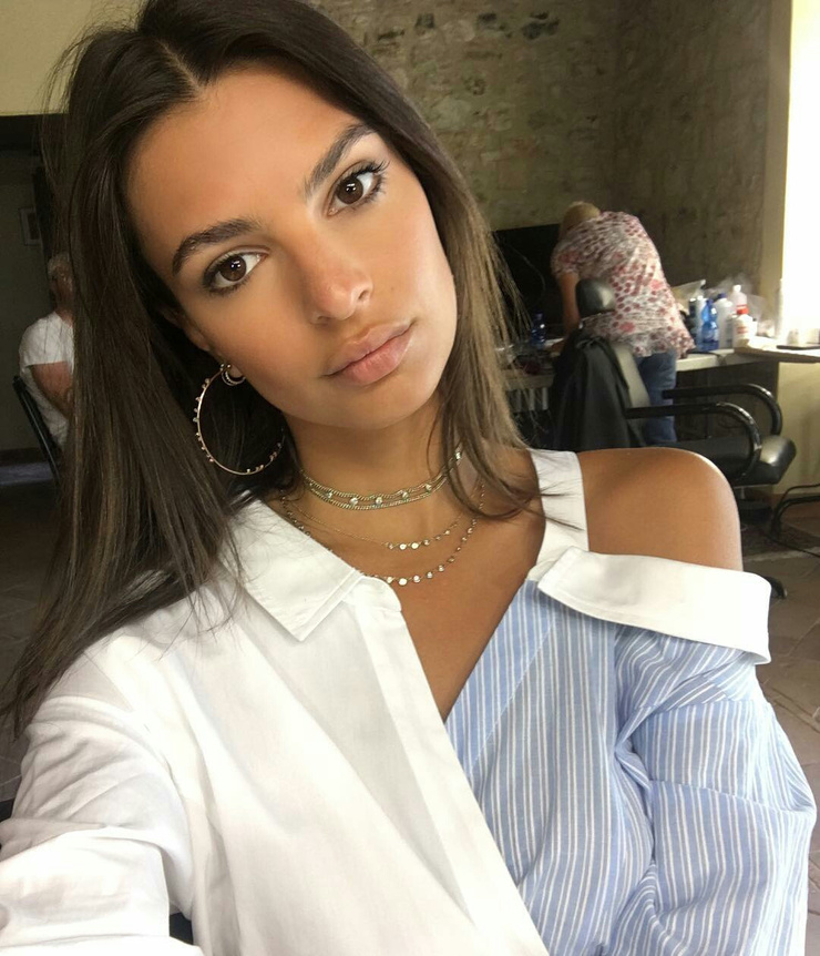 740full-emily-ratajkowski.jpg
