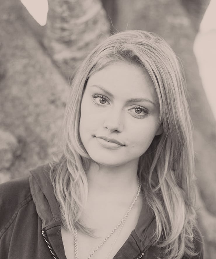 Phoebe Tonkin