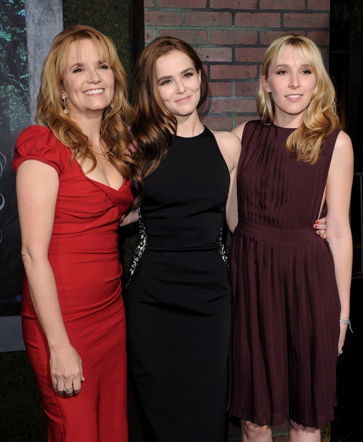 madelyn-deutch-image