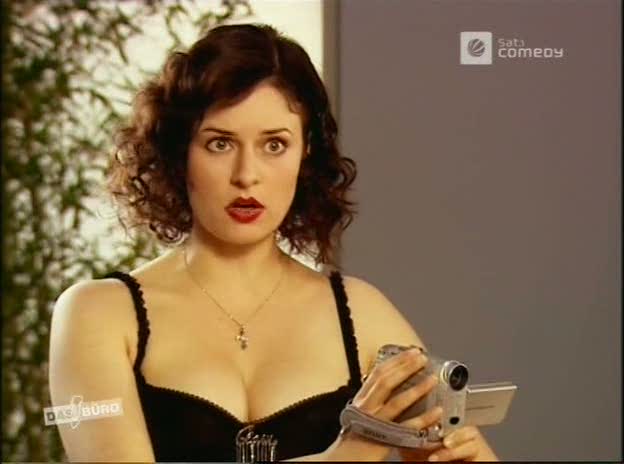 Angela Ascher