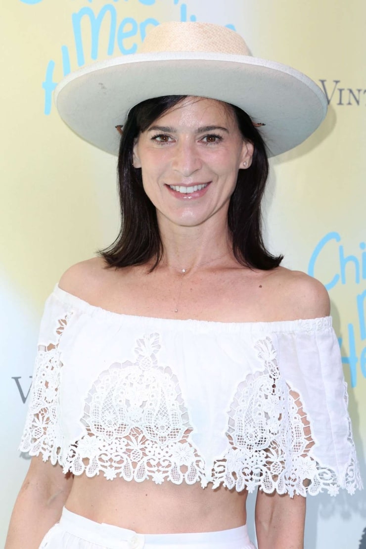 Perrey Reeves