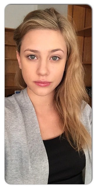 Lili Reinhart