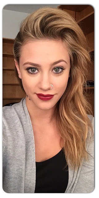 Lili Reinhart