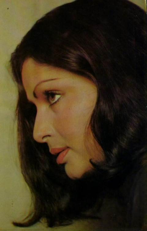 Rakhee Gulzar