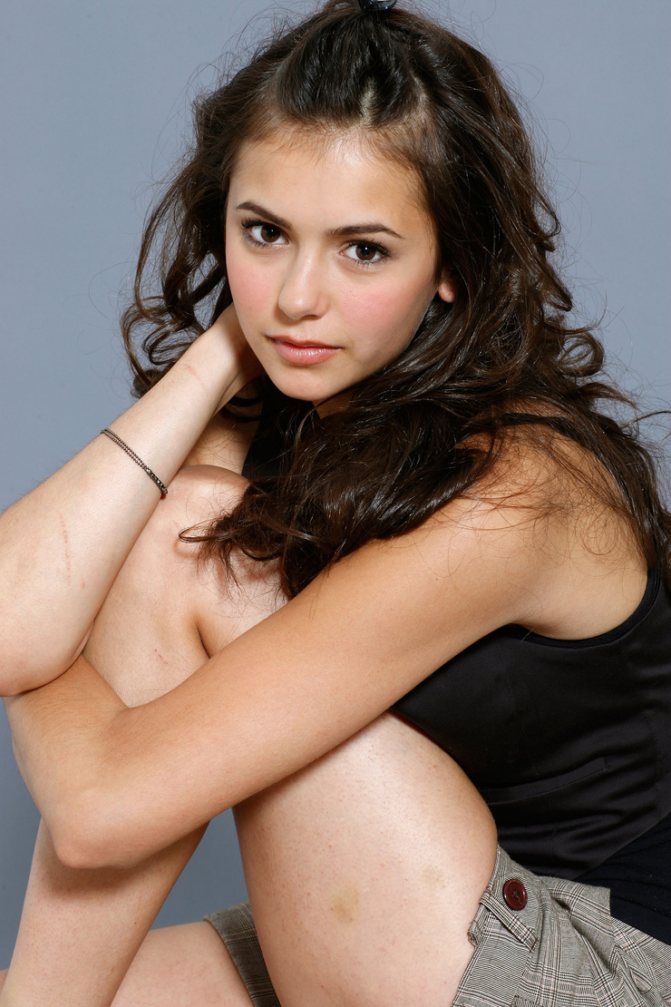 Nina Dobrev Nina Dobrev
