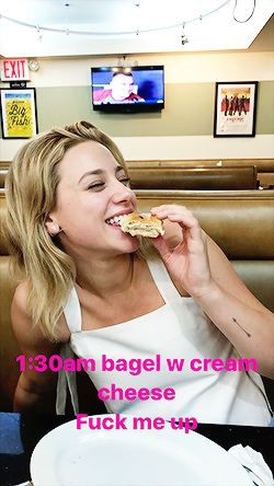 Lili Reinhart
