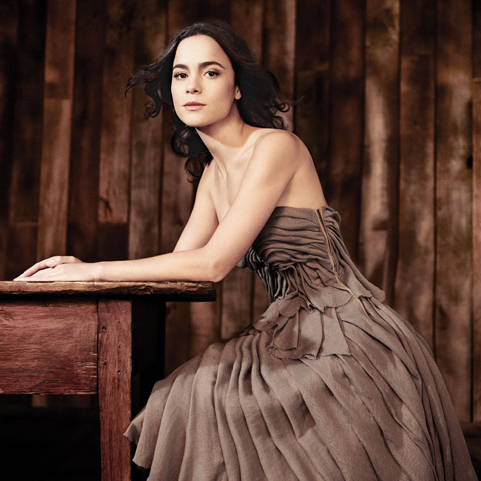 Alice Braga