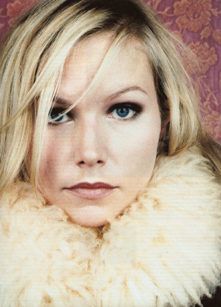 Nina Persson