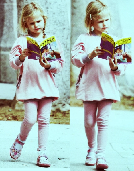 Violet Affleck