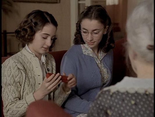 Anne Frank: The Whole Story (2001)