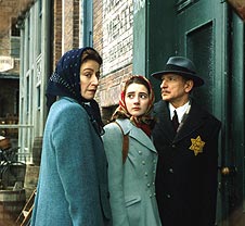 Anne Frank: The Whole Story (2001)