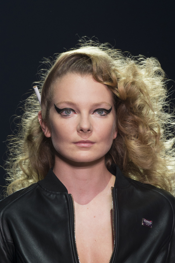 Eniko Mihalik Eniko Mihalik