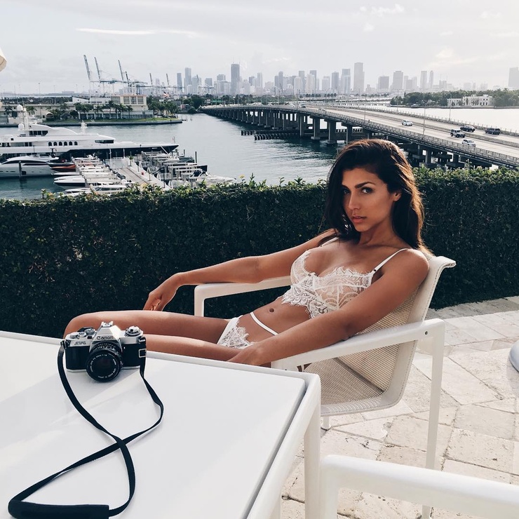 CATA FREER CATA FREER