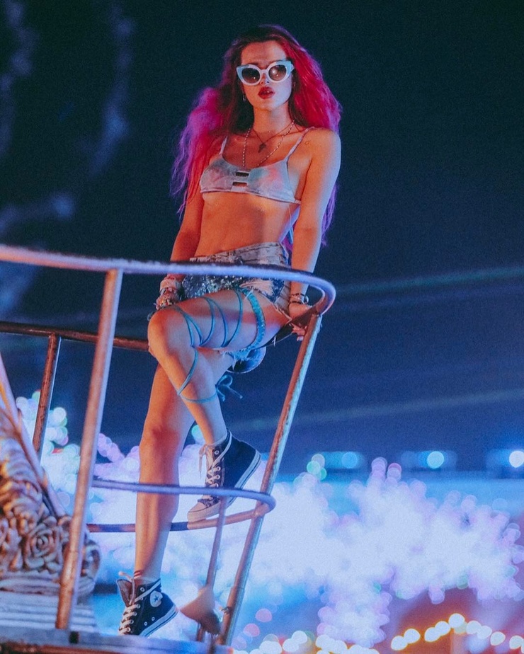 Bella Thorne Bella Thorne