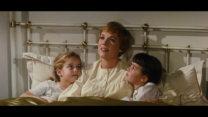 The Sound of Music Gift Set (Blu-ray and DVD) 