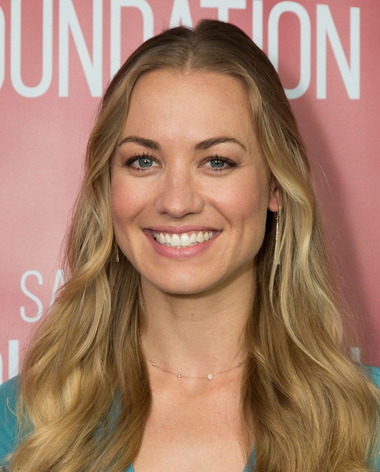 Yvonne Strahovski Yvonne Strahovski