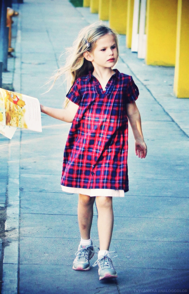 Violet Affleck