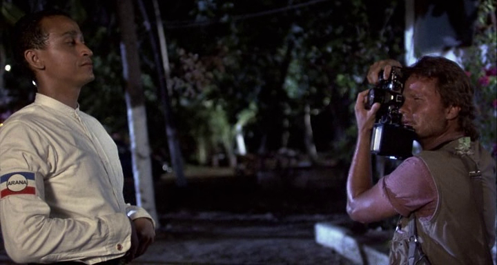 Salvador (1986)