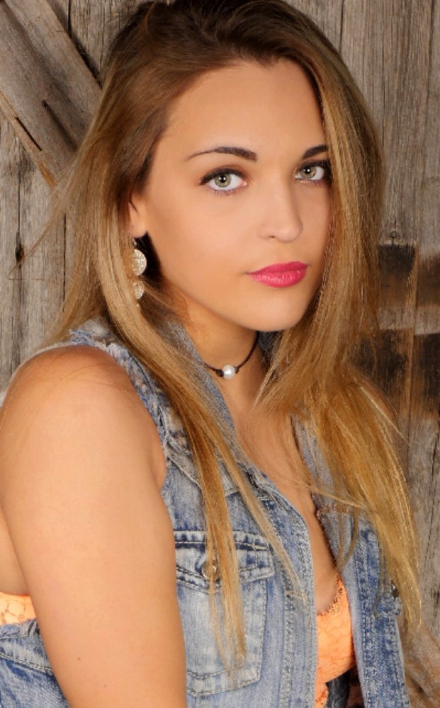 Kalei Lozano Kalei Lozano