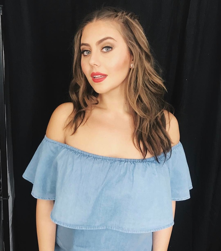 Caralyn Mirand Caralyn Mirand