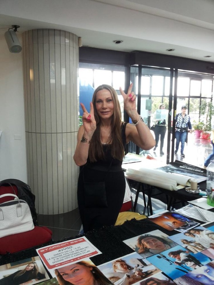 Virginia Hey