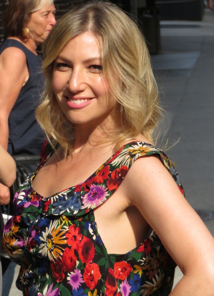 Picture of Ari Graynor
