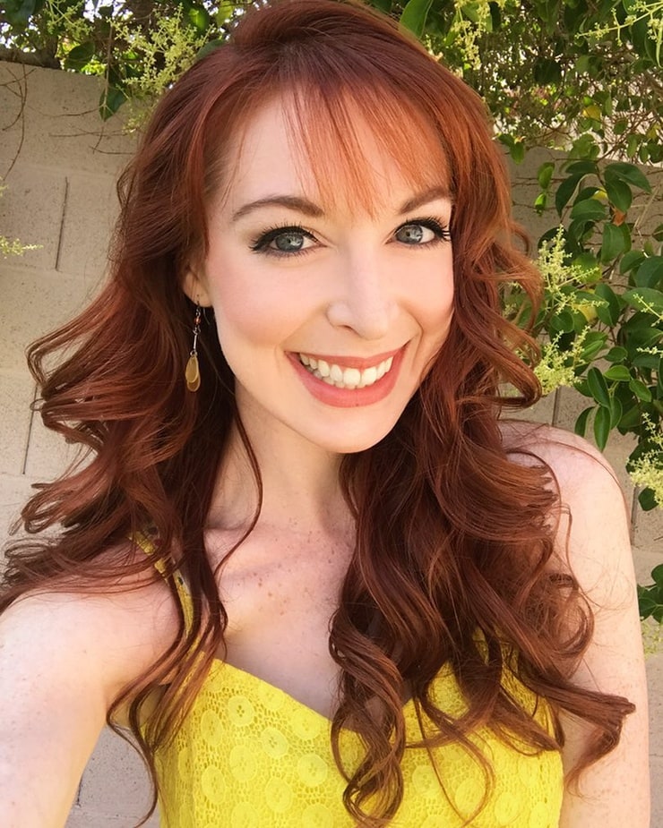 Lisa Foiles