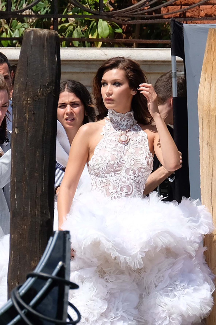 Bella Hadid Bella Hadid