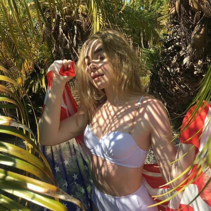 Sabrina Carpenter Sabrina Carpenter