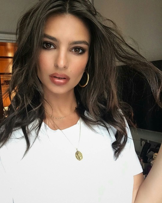 Emily Ratajkowski Emily Ratajkowski