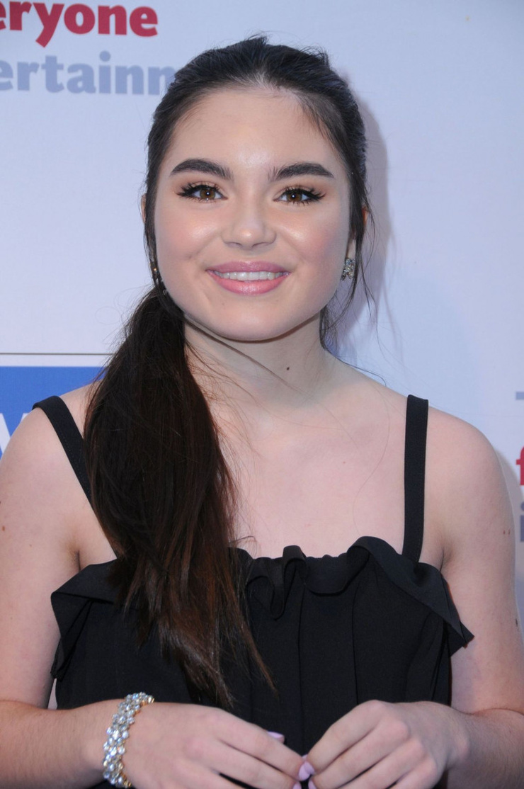 Landry Bender