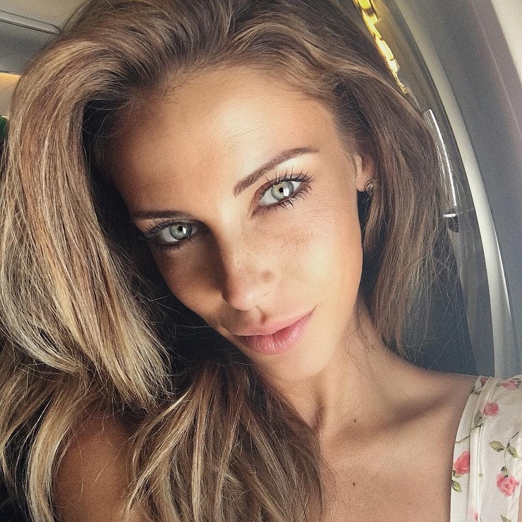 Jessica Lowndes Jessica Lowndes