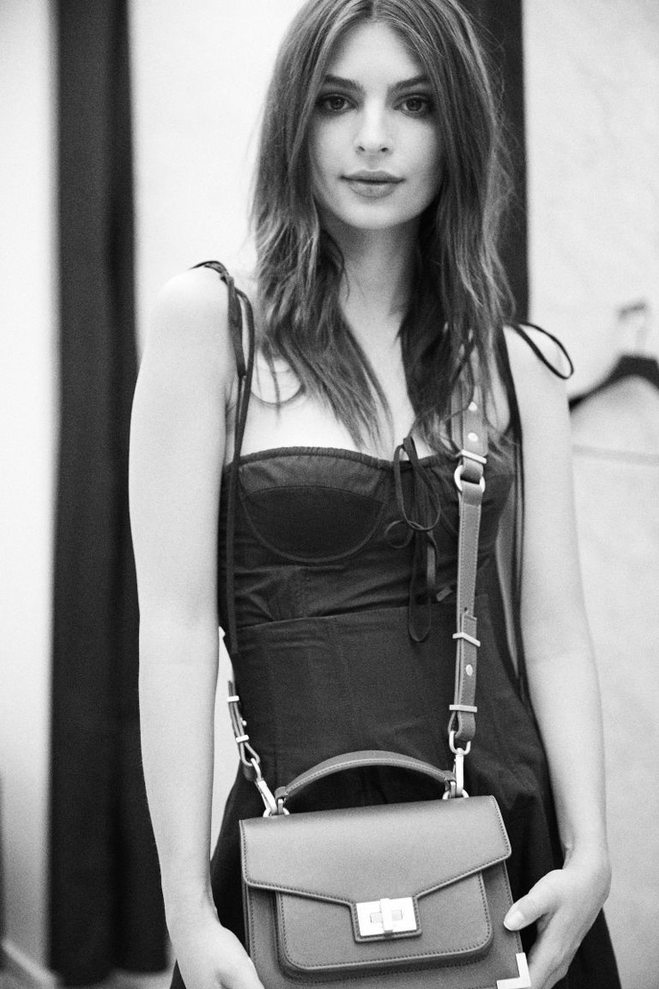 Emily Ratajkowski