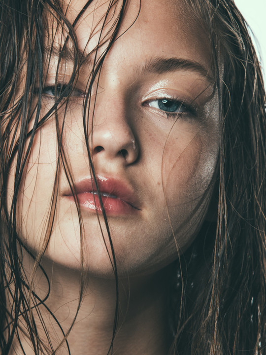 Chloe Robertson Chloe Robertson