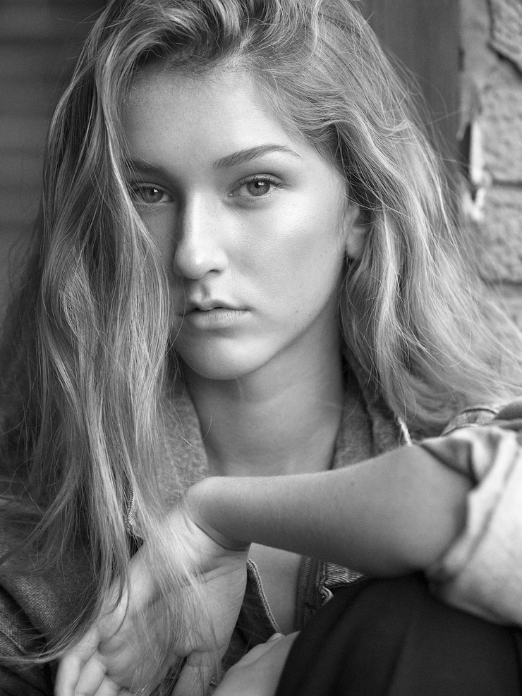 Ella Moss