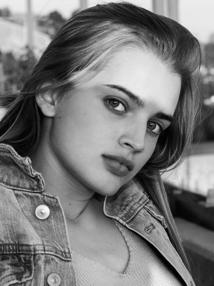 Emma Elliot II Emma Elliot II