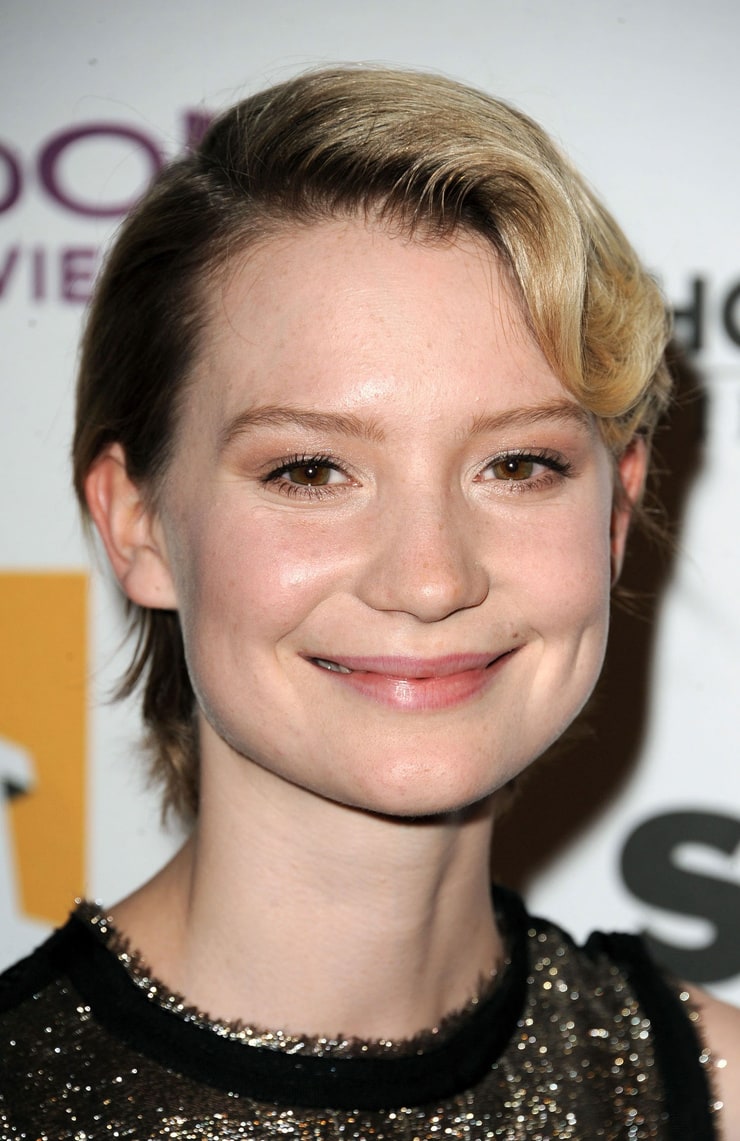 Mia Wasikowska