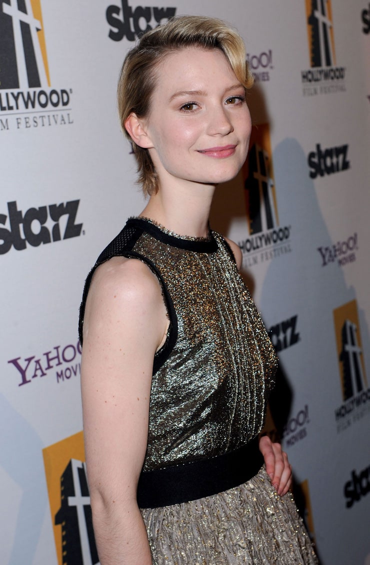 Mia Wasikowska