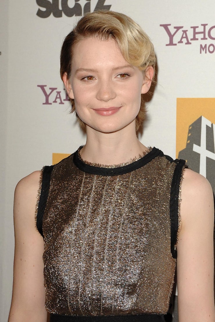 Mia Wasikowska